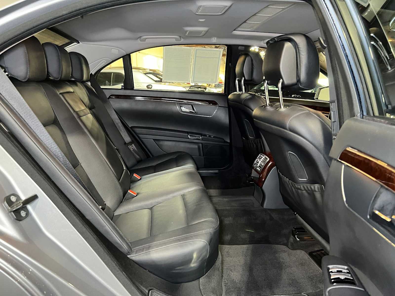 2013 Mercedes-Benz S 550 4dr Sdn RWD