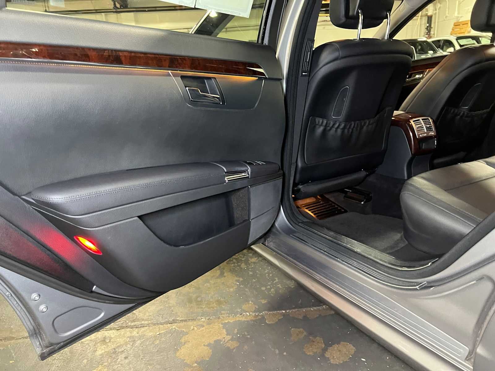 2013 Mercedes-Benz S 550 4dr Sdn RWD