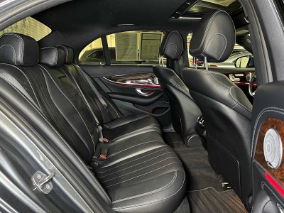 2017 Mercedes-Benz E 300 4MATIC® Sedan