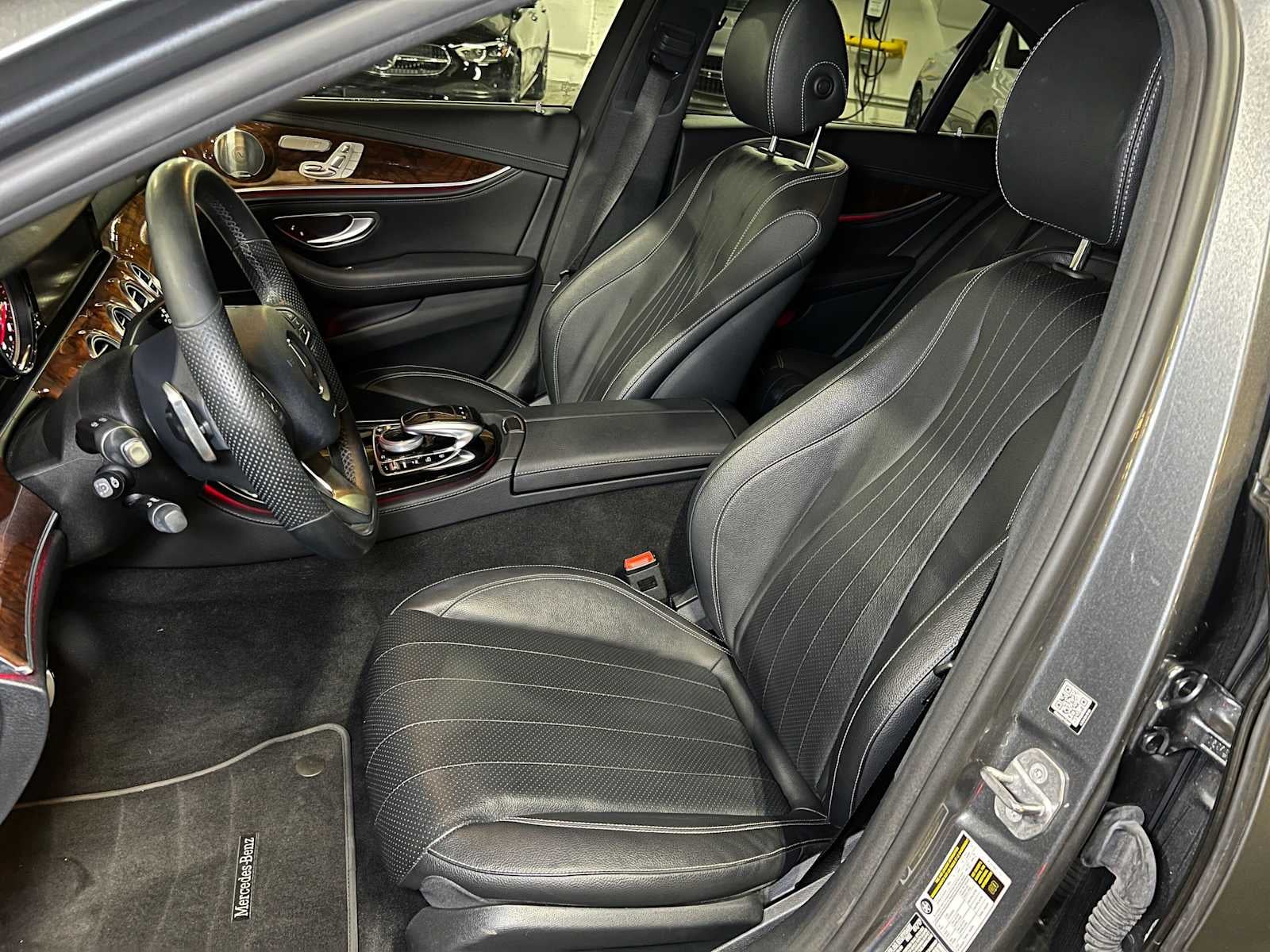 2017 Mercedes-Benz E 300 4MATIC® Sedan
