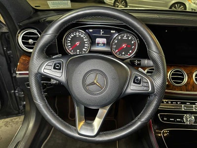 2017 Mercedes-Benz E 300 4MATIC® Sedan