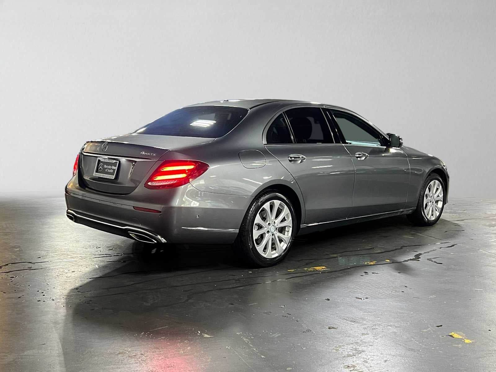 2017 Mercedes-Benz E 300 4MATIC® Sedan