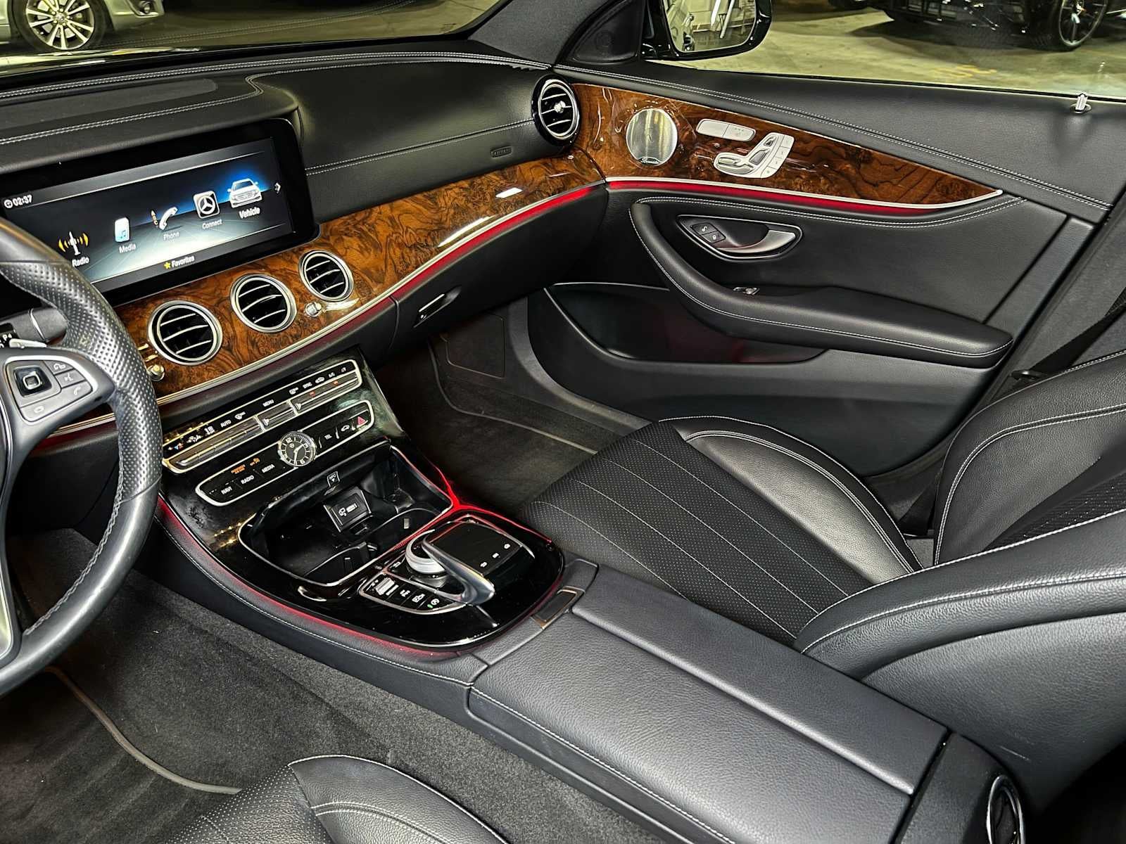 2017 Mercedes-Benz E 300 4MATIC® Sedan