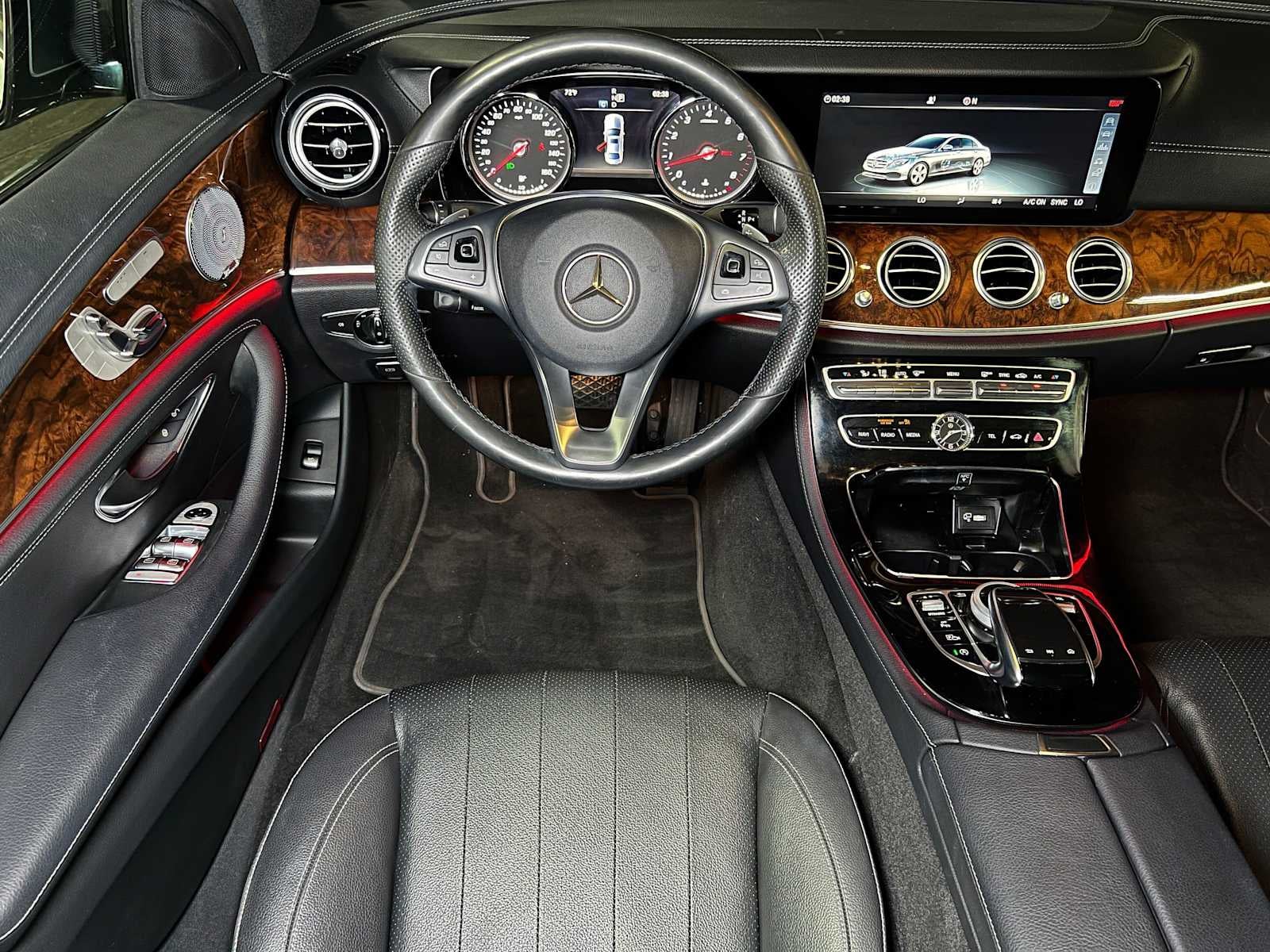 2017 Mercedes-Benz E 300 4MATIC® Sedan