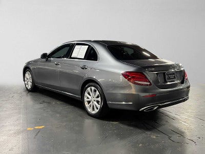 2017 Mercedes-Benz E 300 4MATIC® Sedan