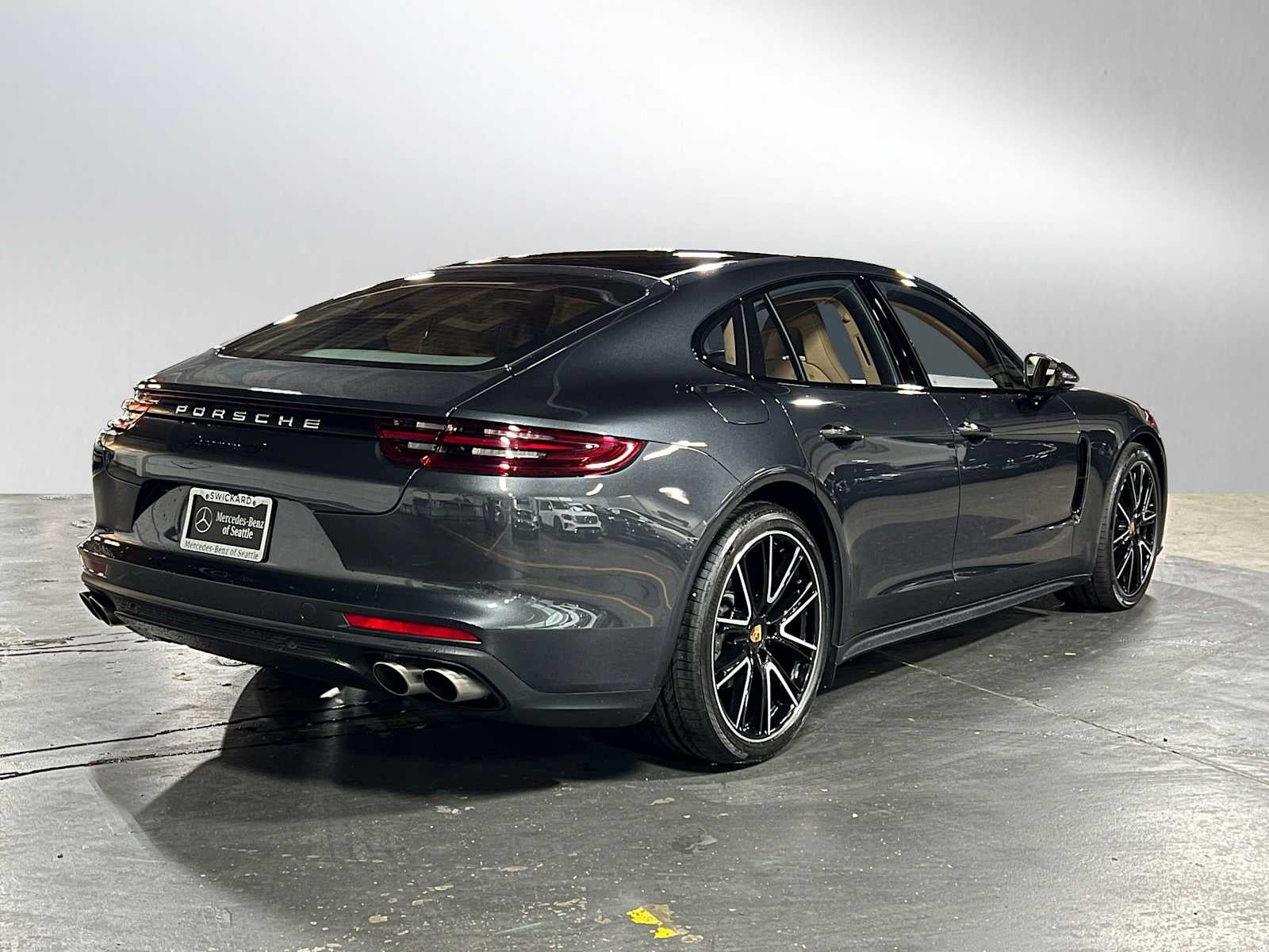 2018 Porsche Panamera 4S
