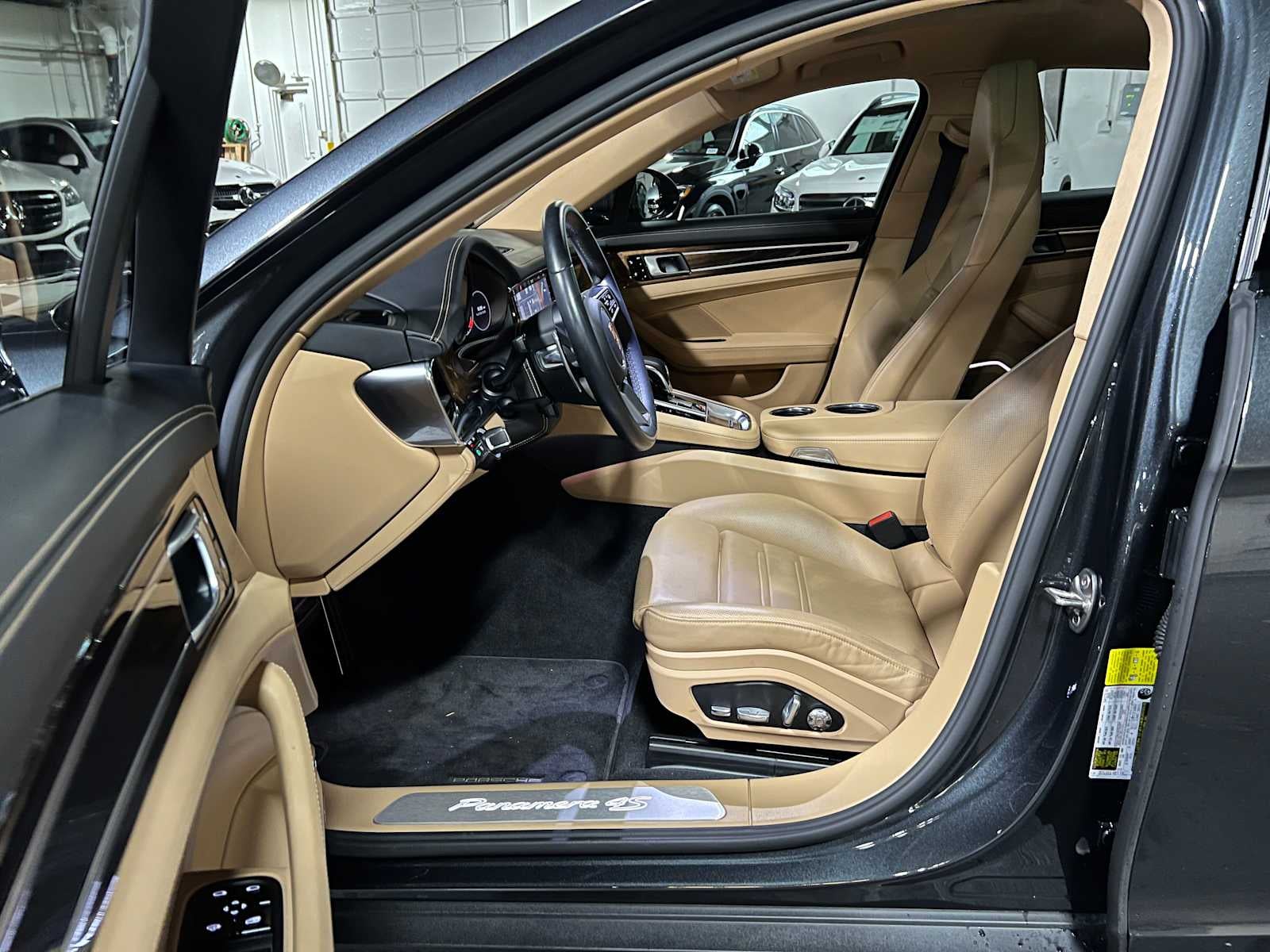 2018 Porsche Panamera 4S