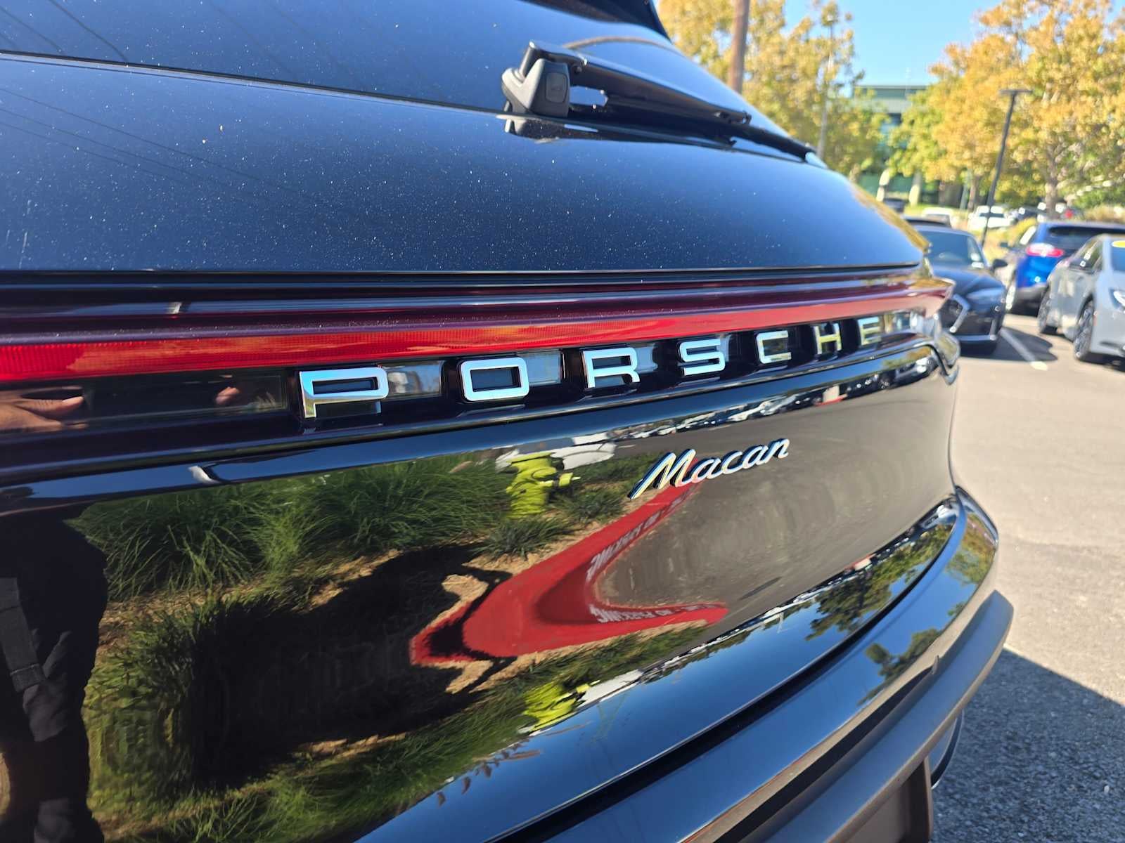 2024 Porsche Macan AWD