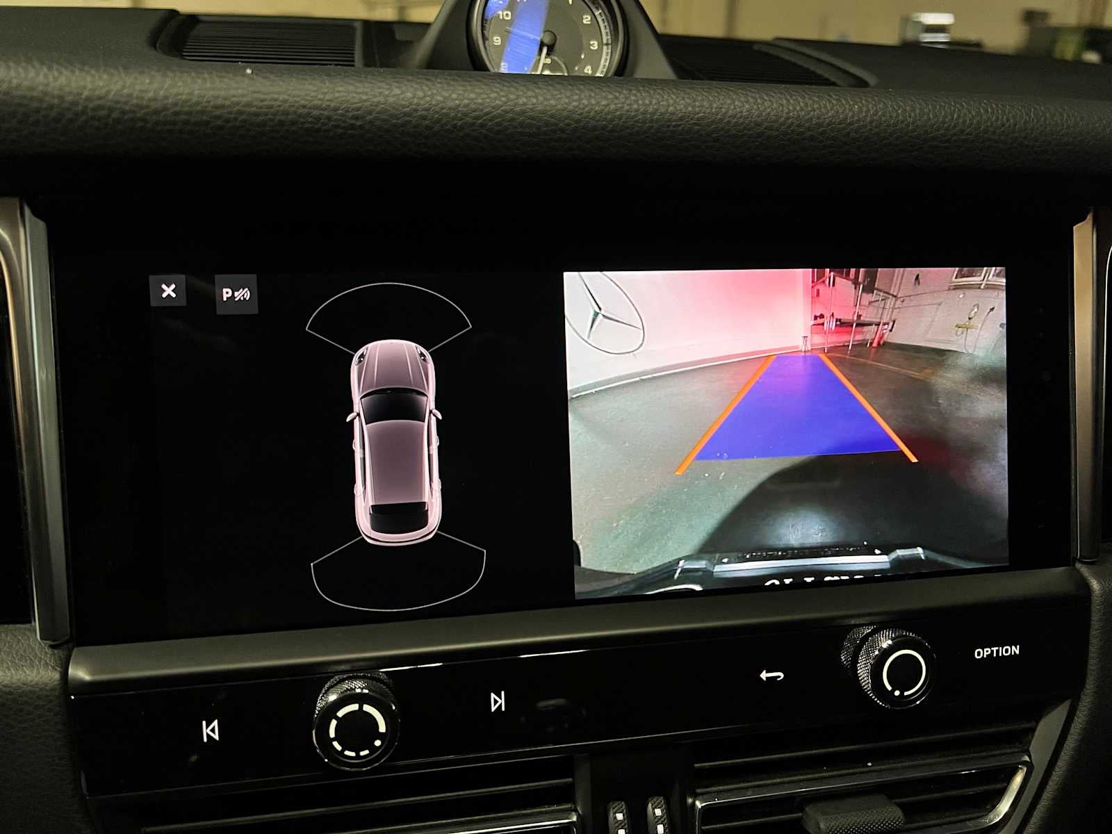 2024 Porsche Macan AWD