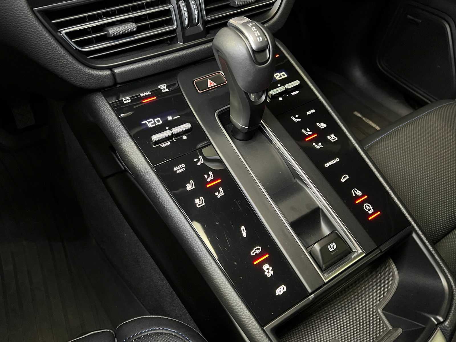 2024 Porsche Macan GTS