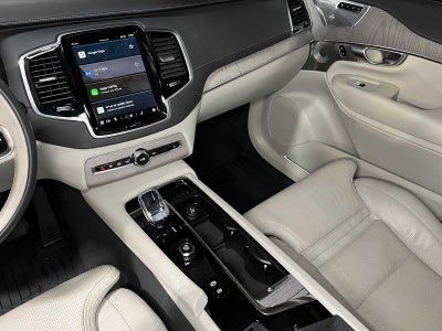 2024 Volvo XC90 Ultimate Bright Theme