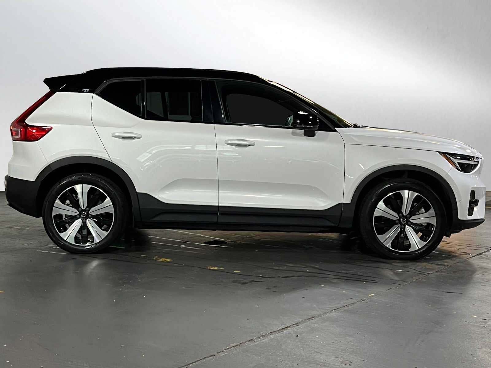 2023 Volvo XC40 Recharge Pure Electric Plus