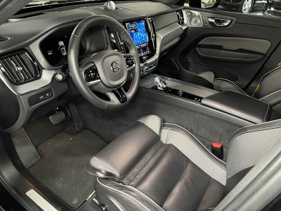 2024 Volvo XC60 Recharge Plug-In Hybrid Polestar Engineered