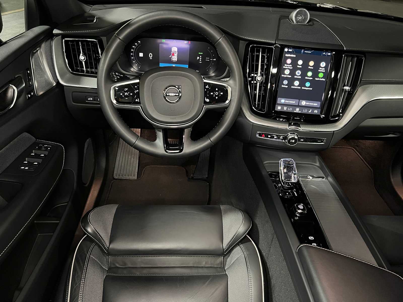 2024 Volvo XC60 Recharge Plug-In Hybrid Polestar Engineered