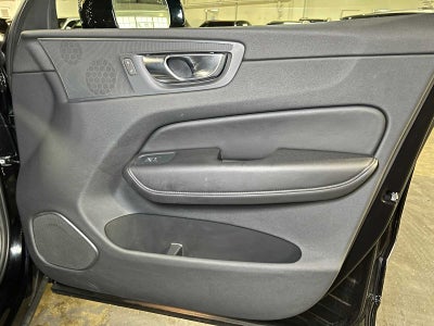 2025 Volvo XC60 Plus