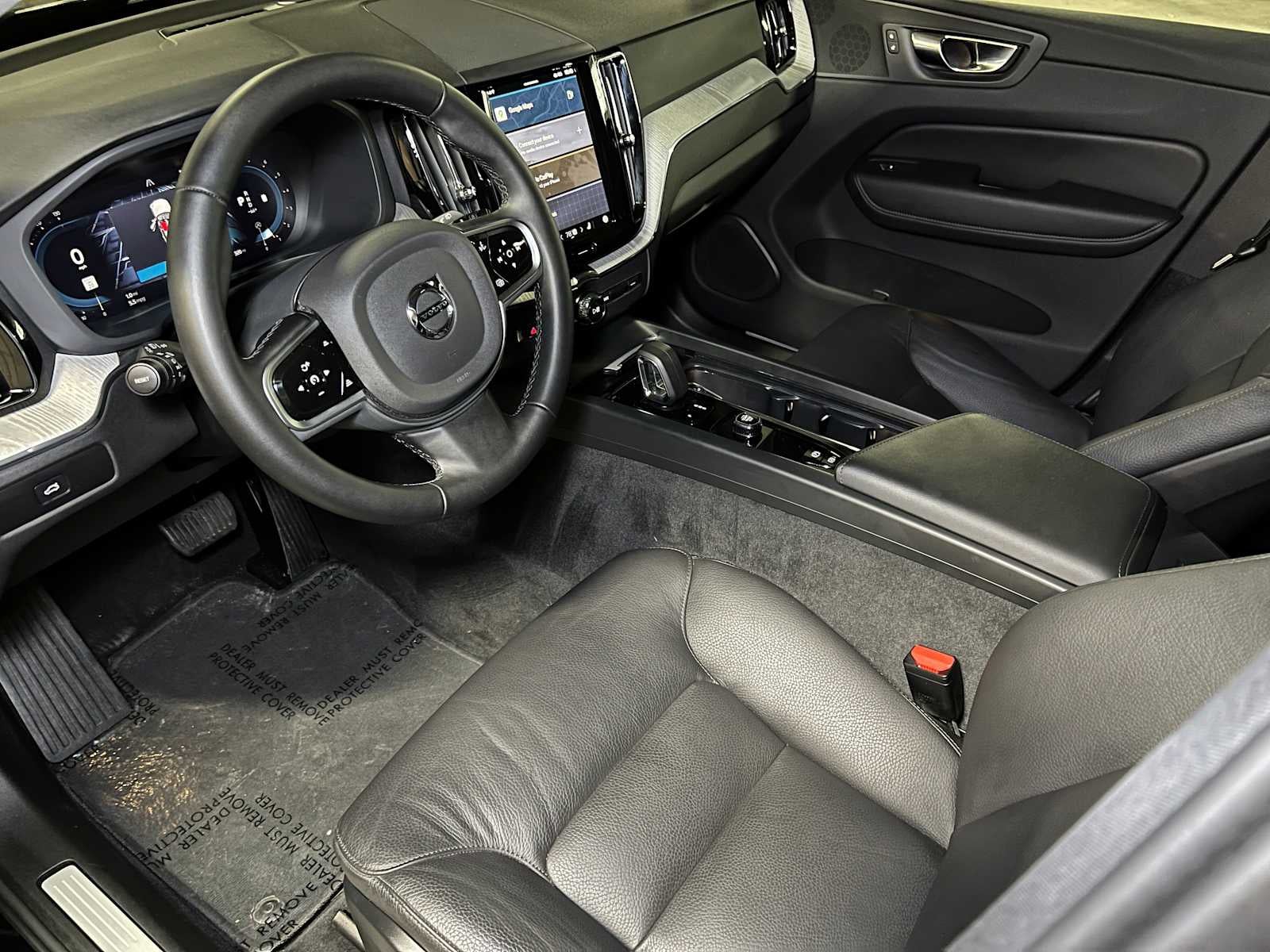 2025 Volvo XC60 Plus