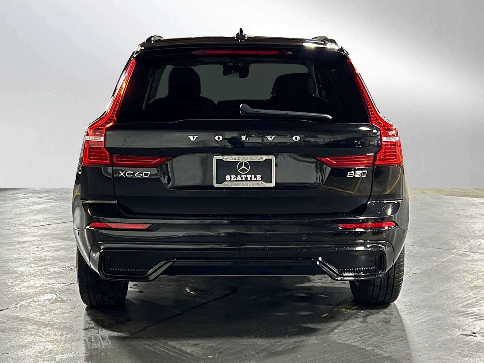 2025 Volvo XC60 Plus