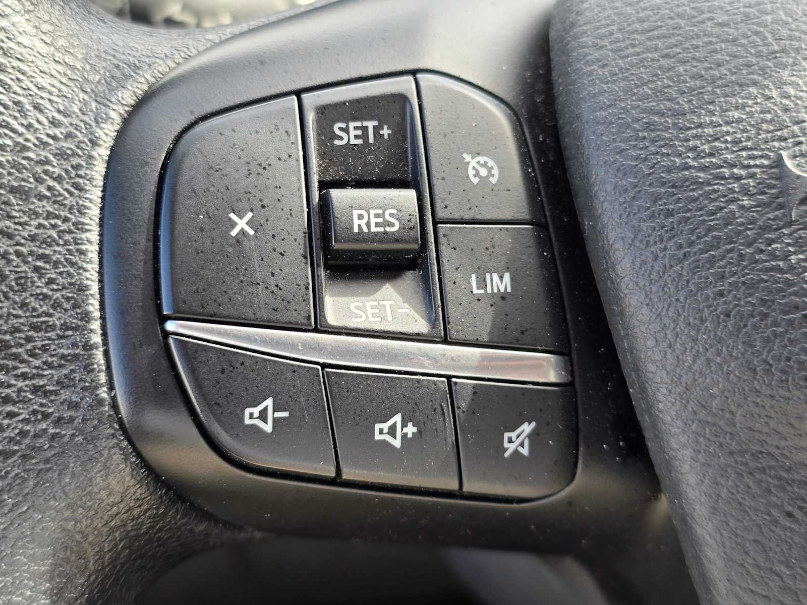 2024 Ford Transit Passenger Wagon XLT