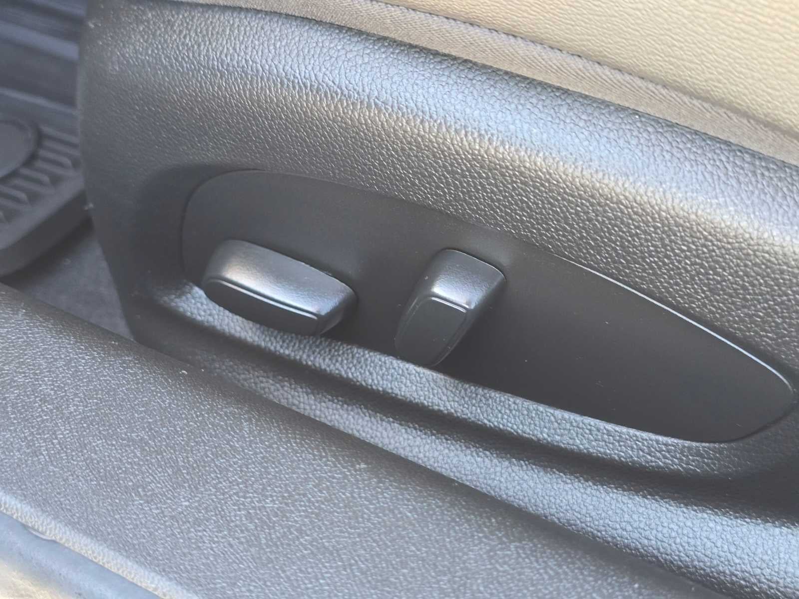 2023 Chevrolet Camaro 2LT