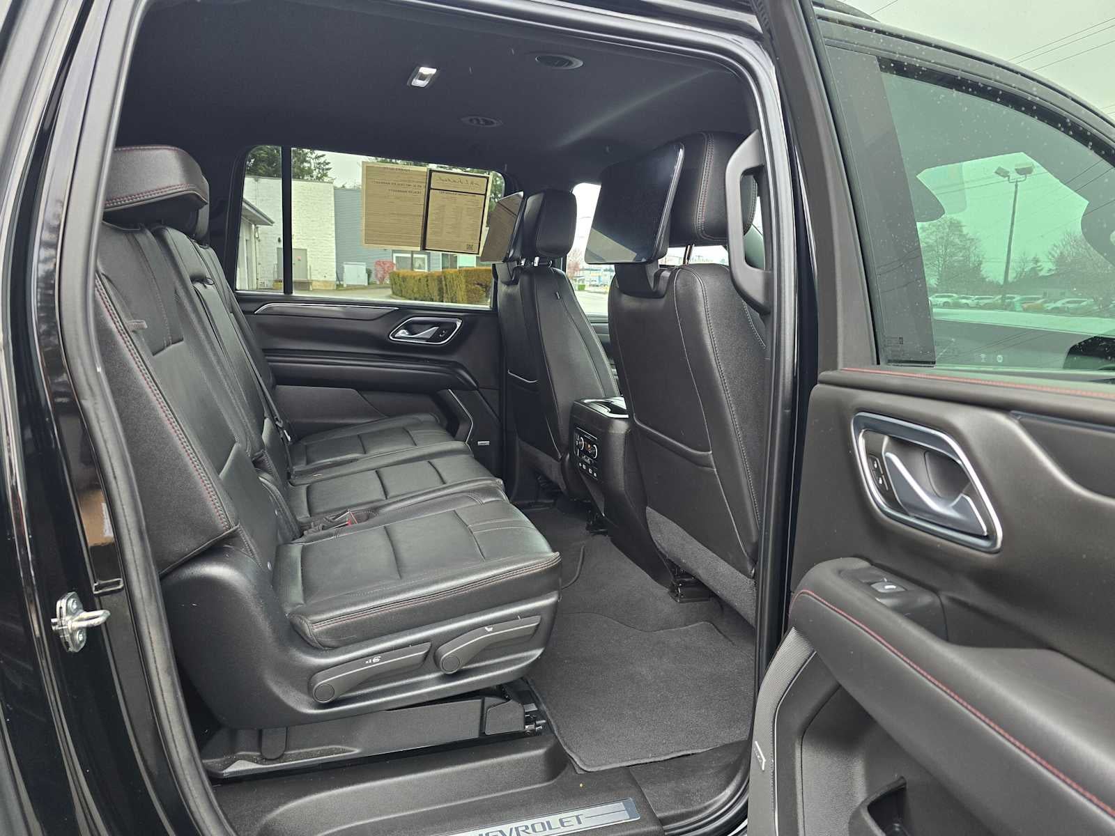 2021 Chevrolet Suburban RST