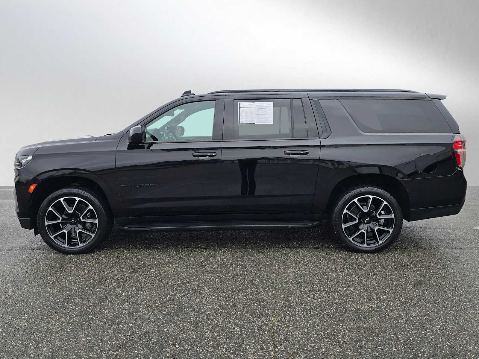 2021 Chevrolet Suburban RST