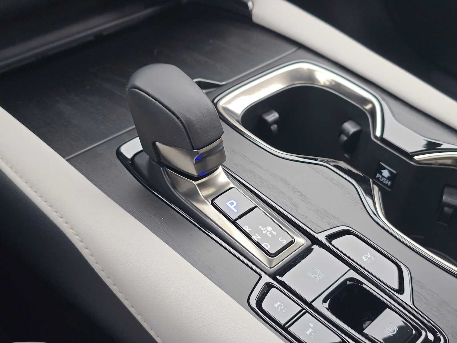 2025 Lexus RX 350h F SPORT Design