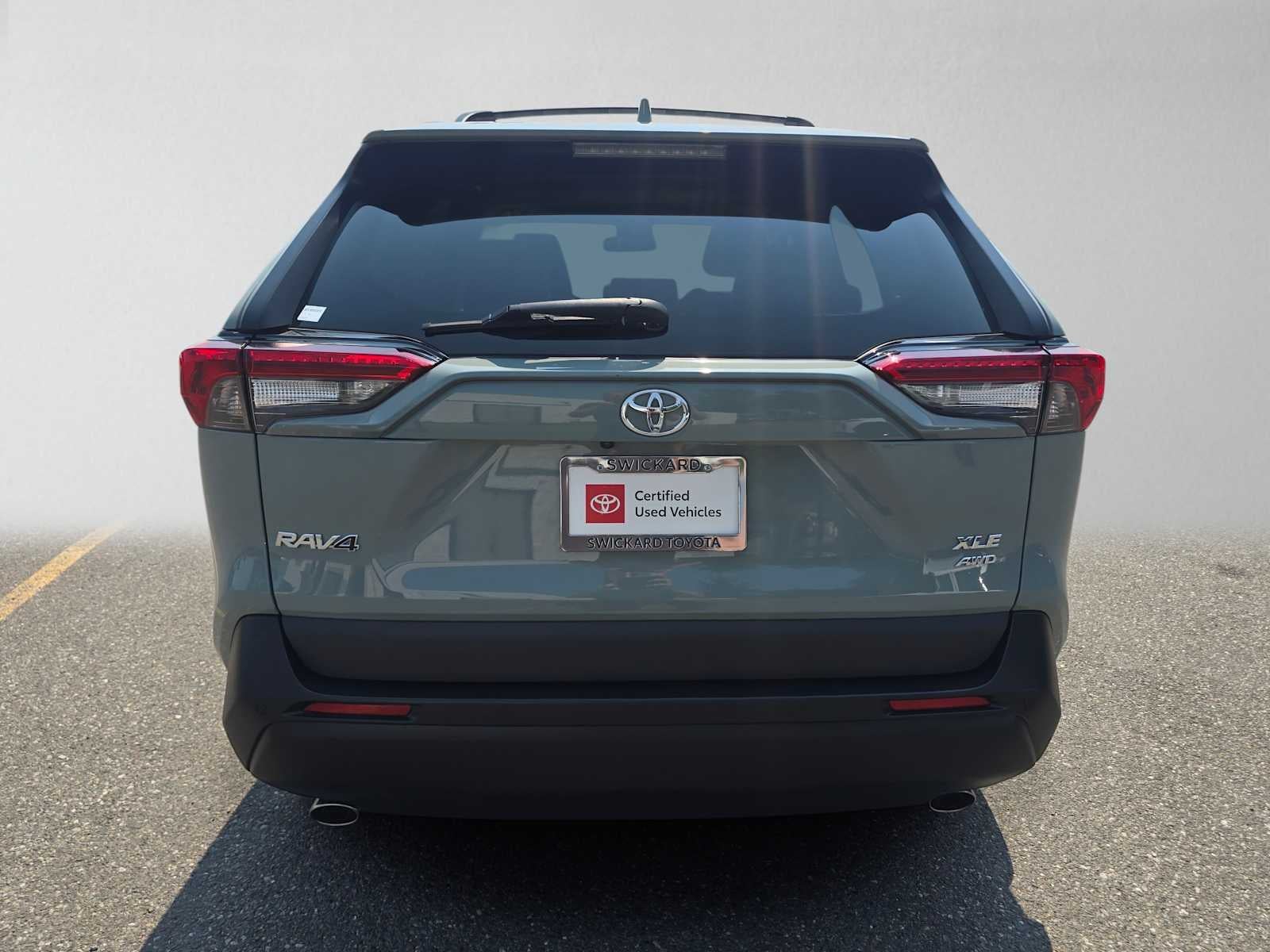 2023 Toyota RAV4 XLE Premium