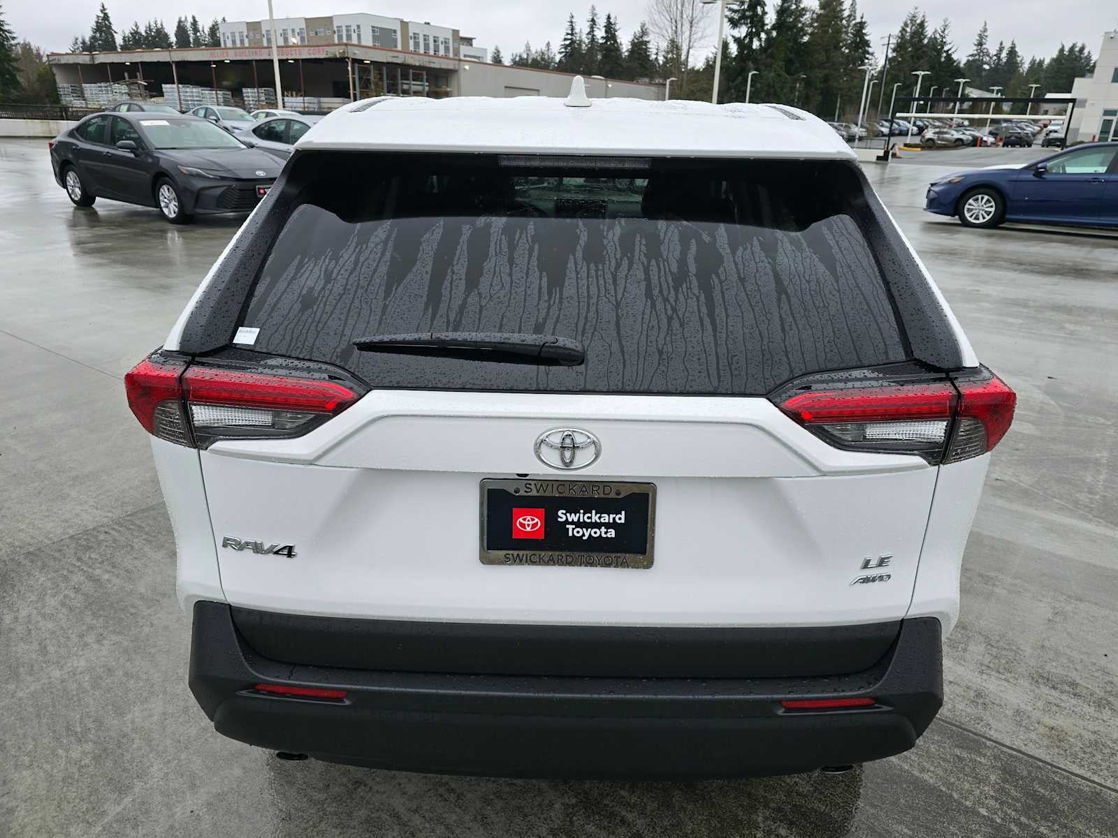2025 Toyota RAV4 LE