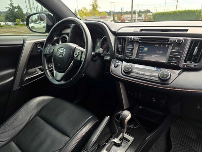 2016 Toyota RAV4 SE