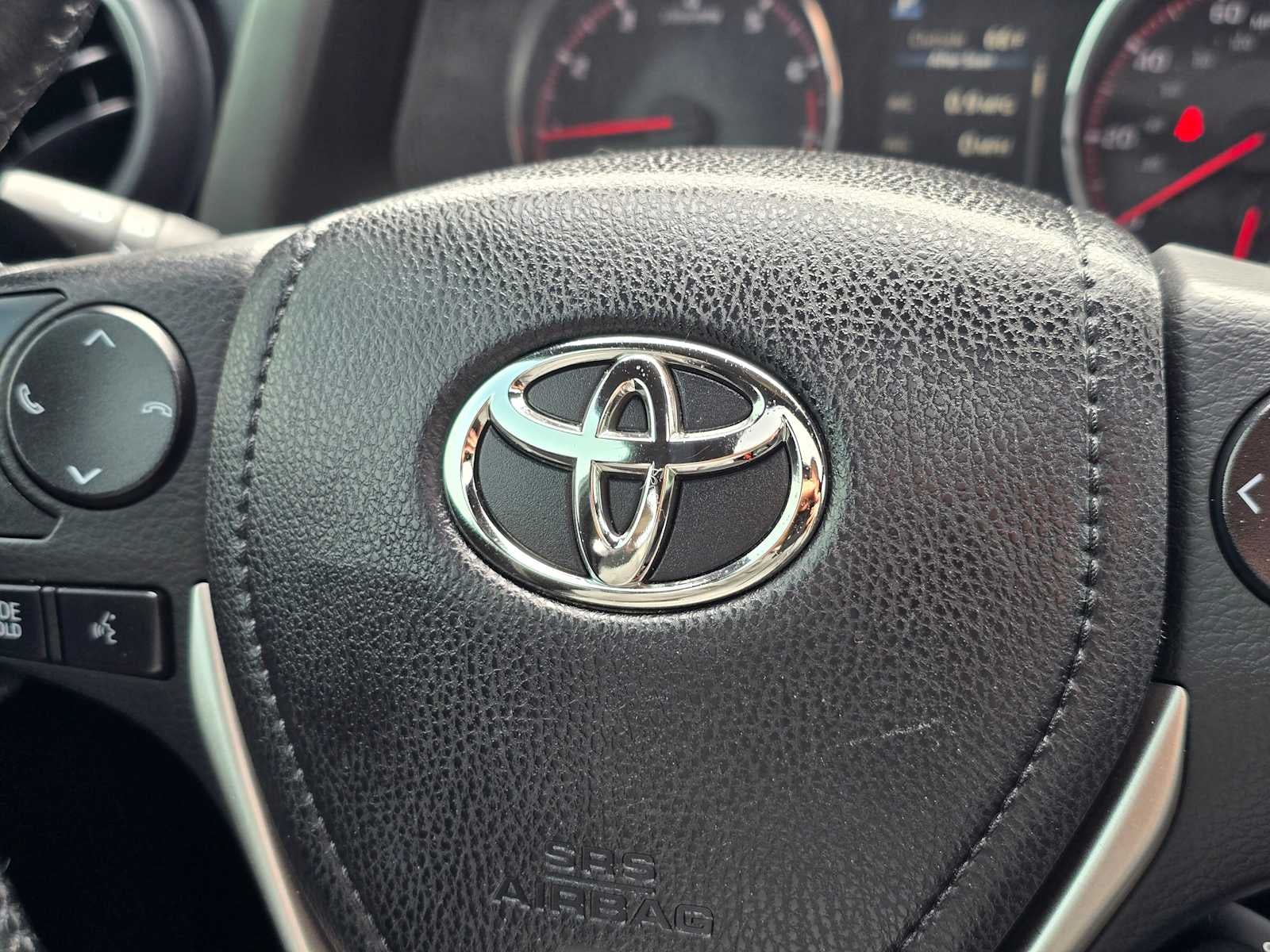 2016 Toyota RAV4 SE