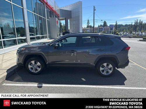 2022 Toyota RAV4 XLE