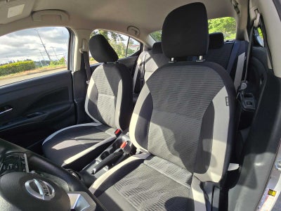 2022 Nissan Versa SV