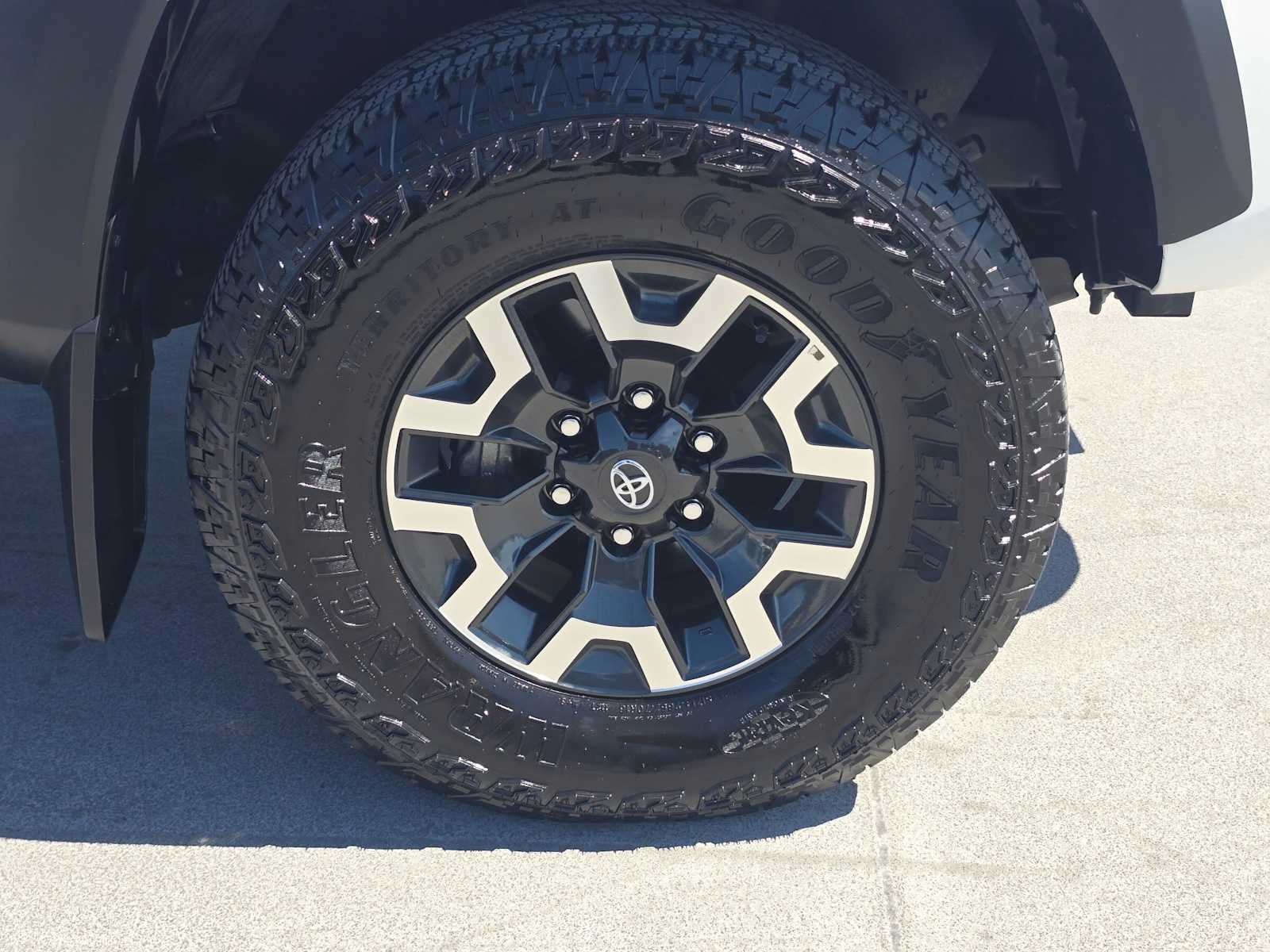 2023 Toyota Tacoma TRD Off Road