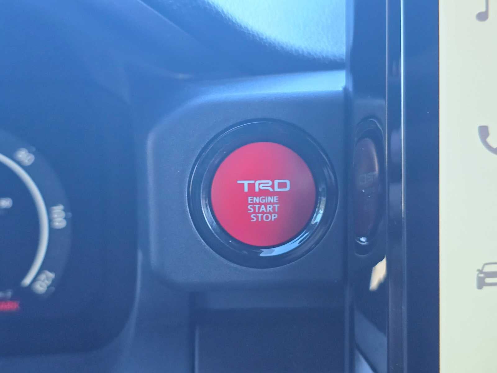 2025 Toyota Tacoma TRD Off Road