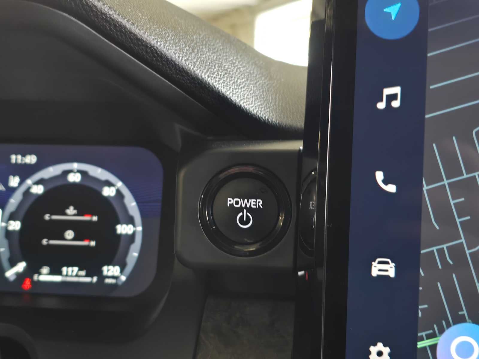 2025 Toyota Tacoma Limited Hybrid