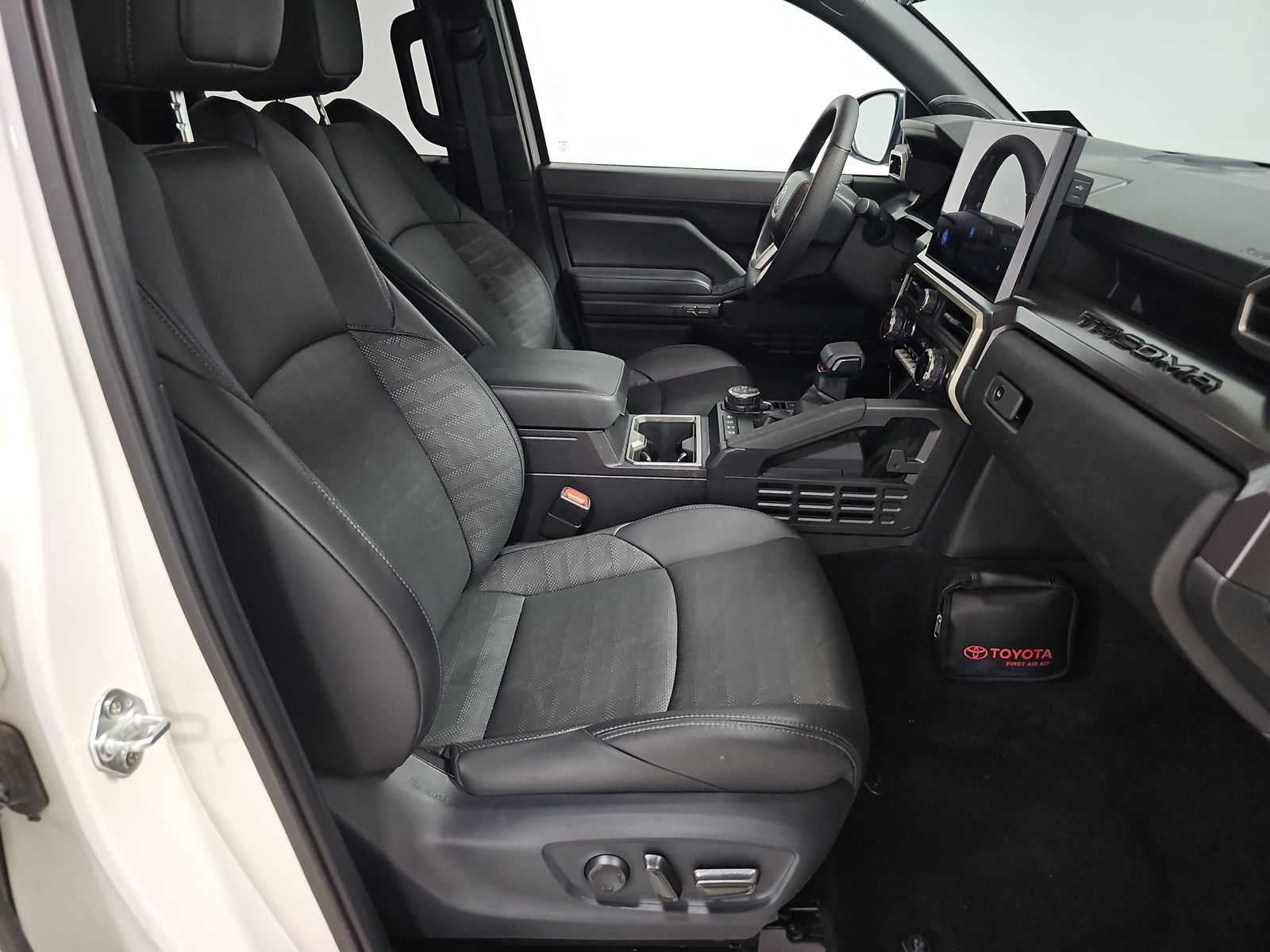2025 Toyota Tacoma TRD Off Road Hybrid