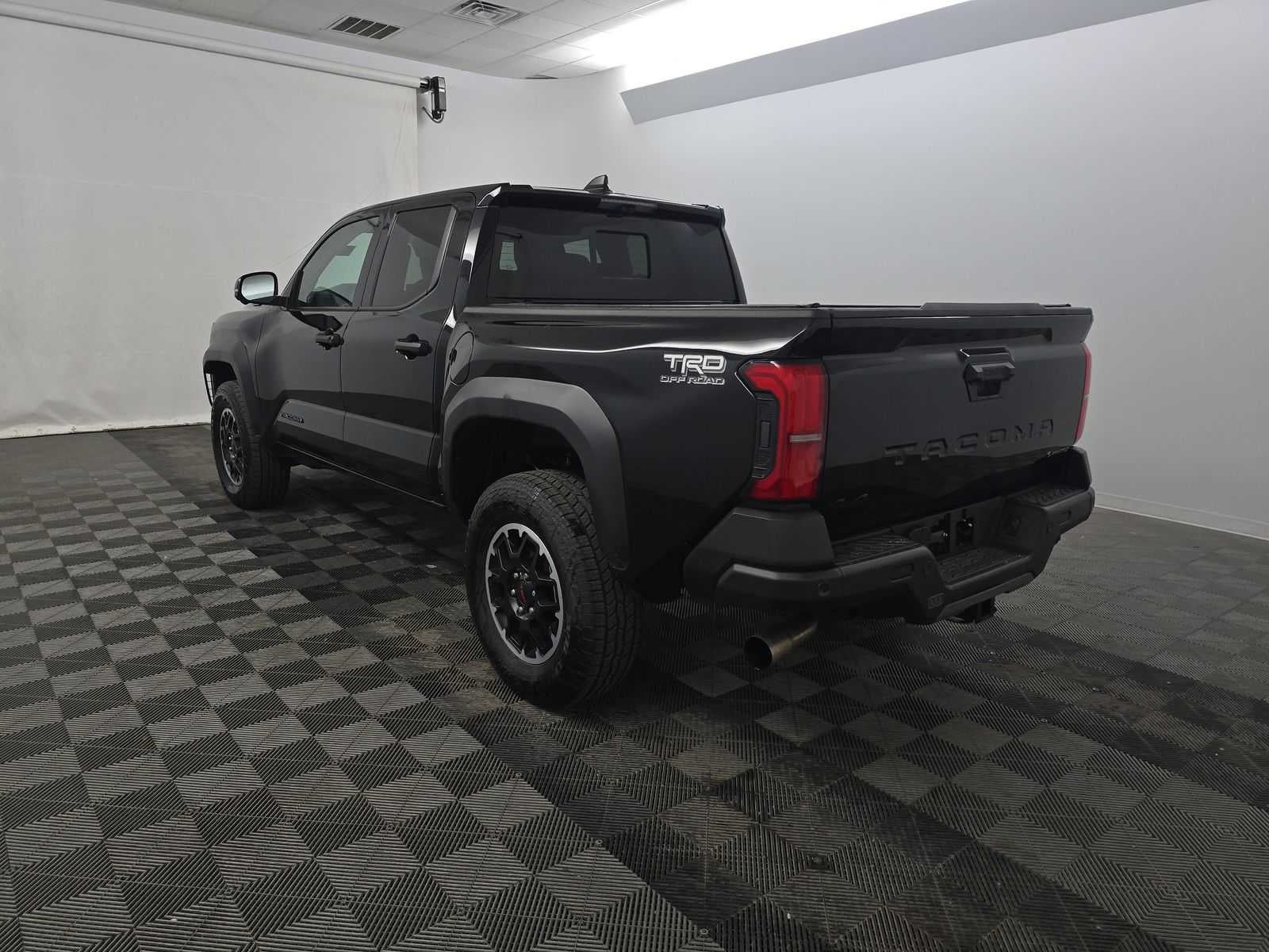 2025 Toyota Tacoma TRD Off Road Hybrid