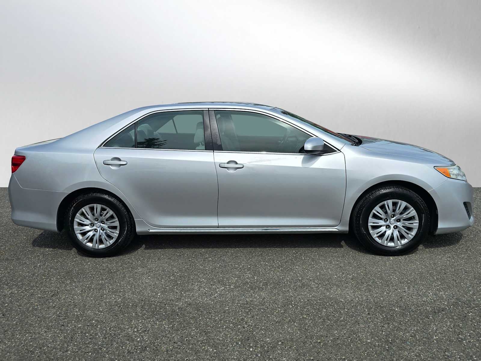 Used 2012 Toyota Camry LE with VIN 4T1BF1FK3CU069912 for sale in Edmonds, WA