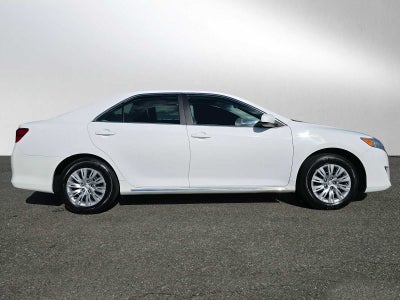 2014 Toyota Camry LE