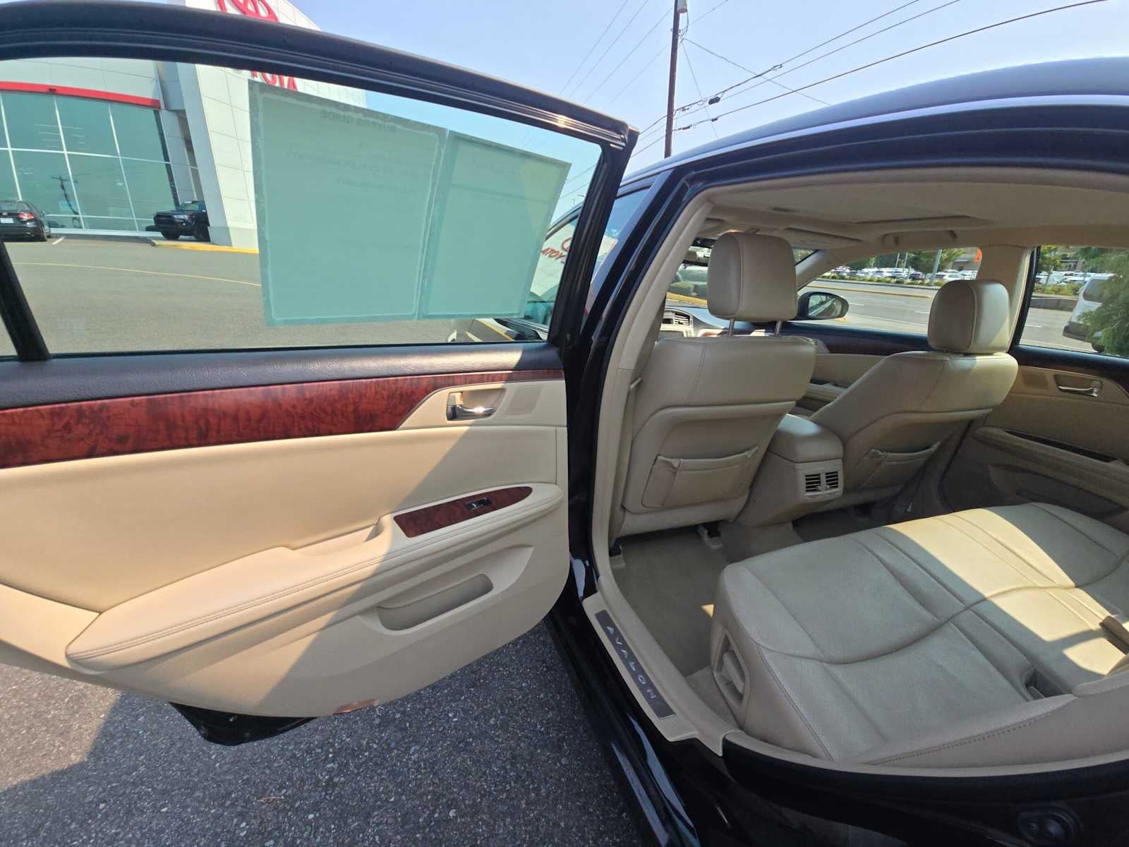 2011 Toyota Avalon Limited