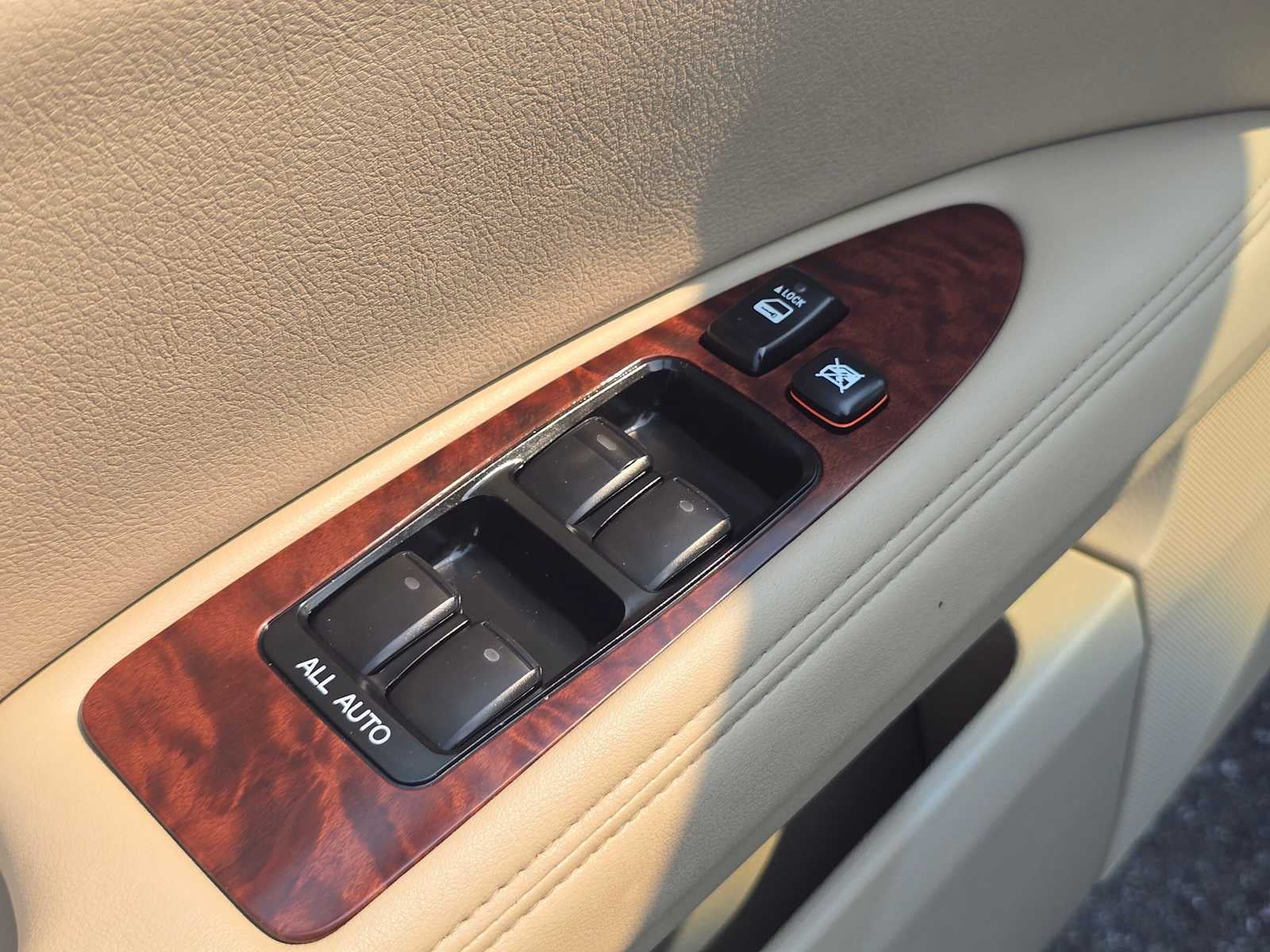 2011 Toyota Avalon Limited