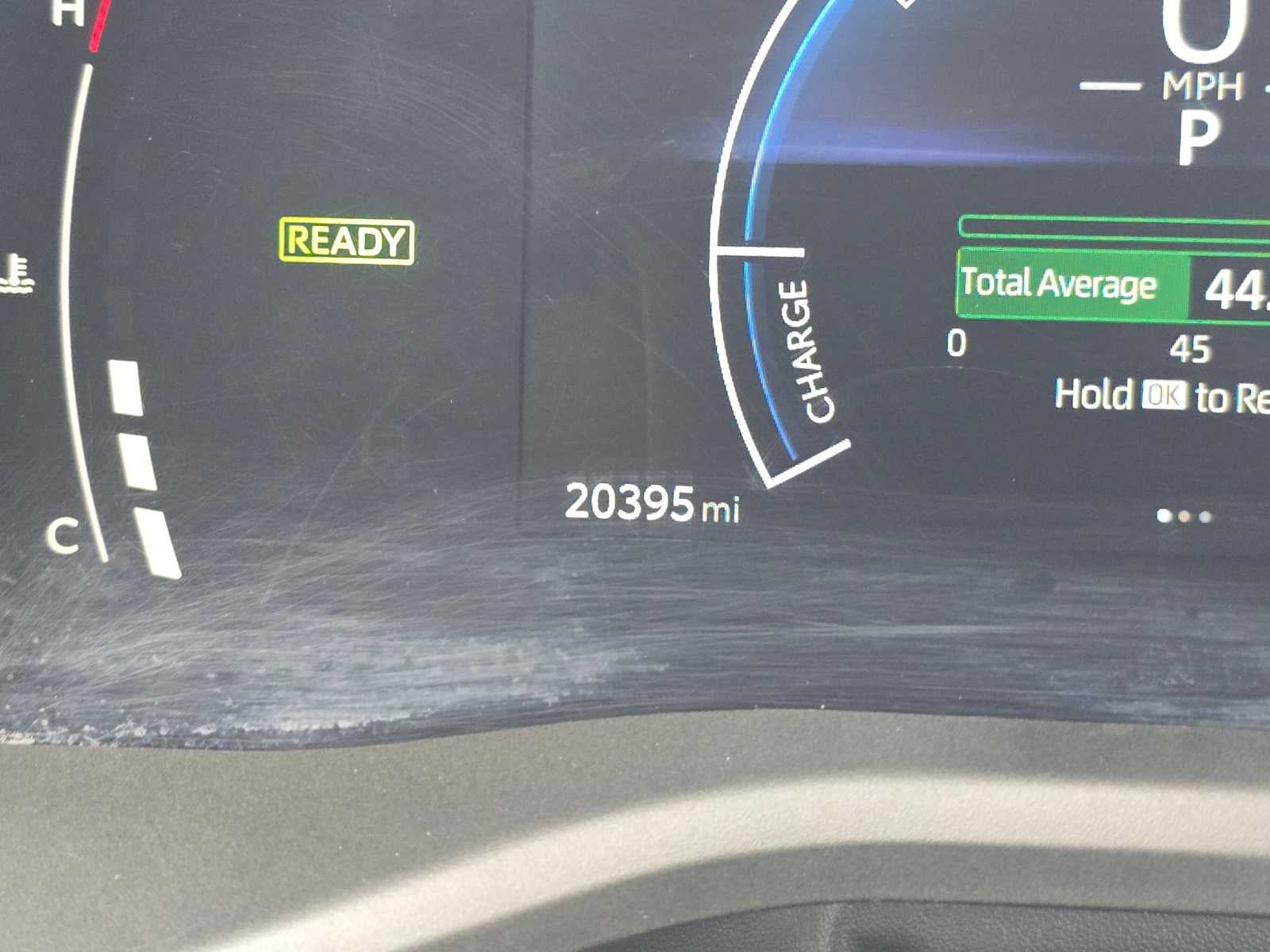 2025 Toyota Camry LE - Photo 25