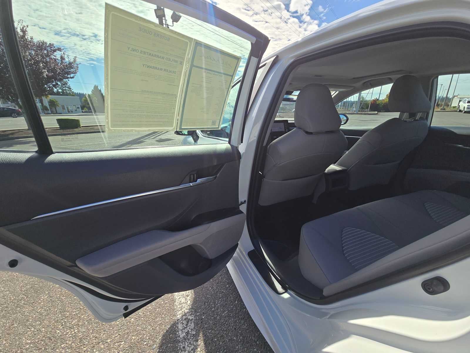2024 Toyota Camry SE