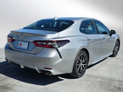 2022 Toyota Camry SE
