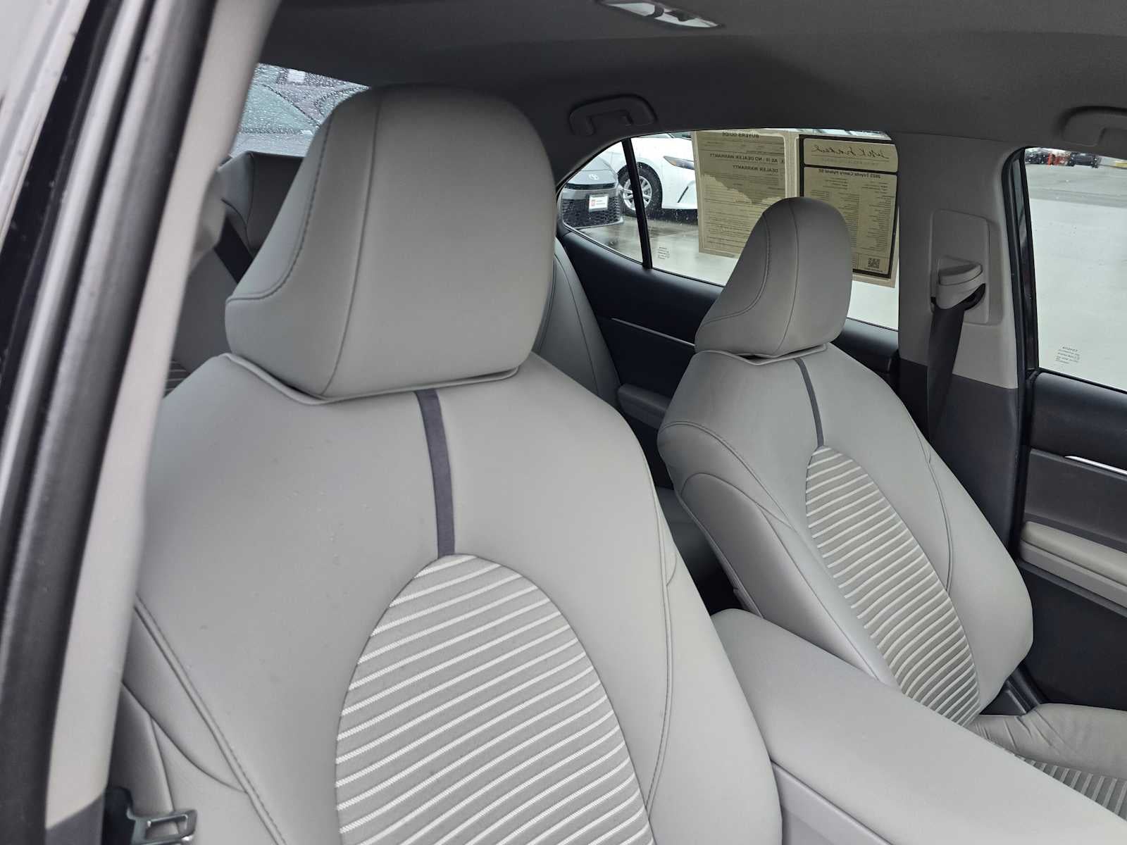 2023 Toyota Camry Hybrid SE