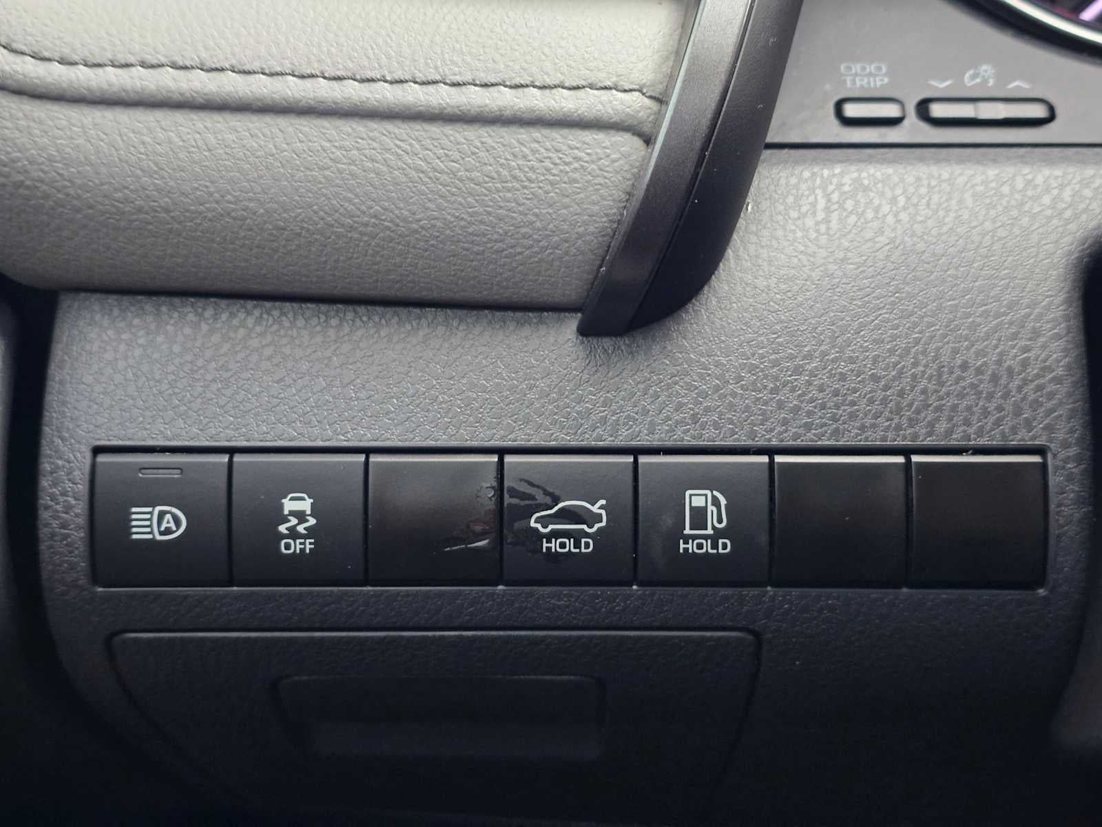 2023 Toyota Camry Hybrid SE