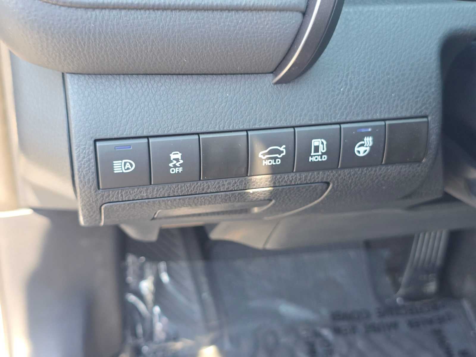 2024 Toyota Camry Hybrid XSE