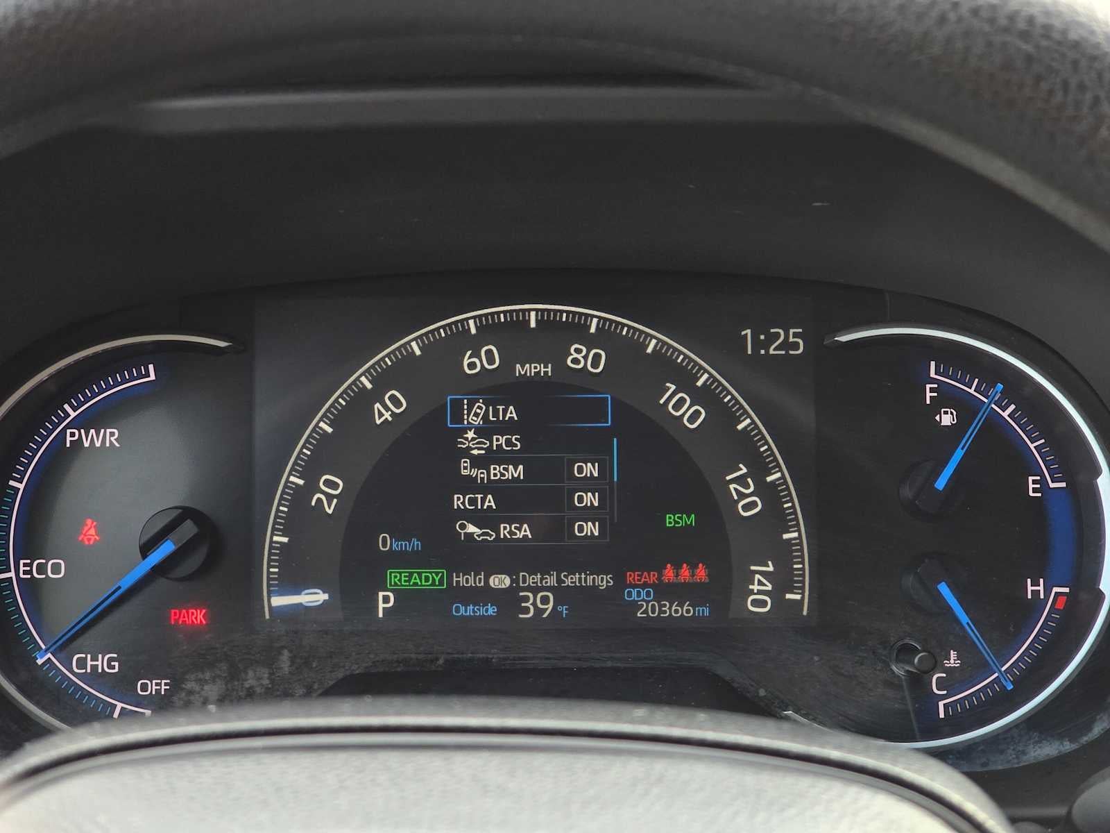 2025 Toyota RAV4 Hybrid XLE