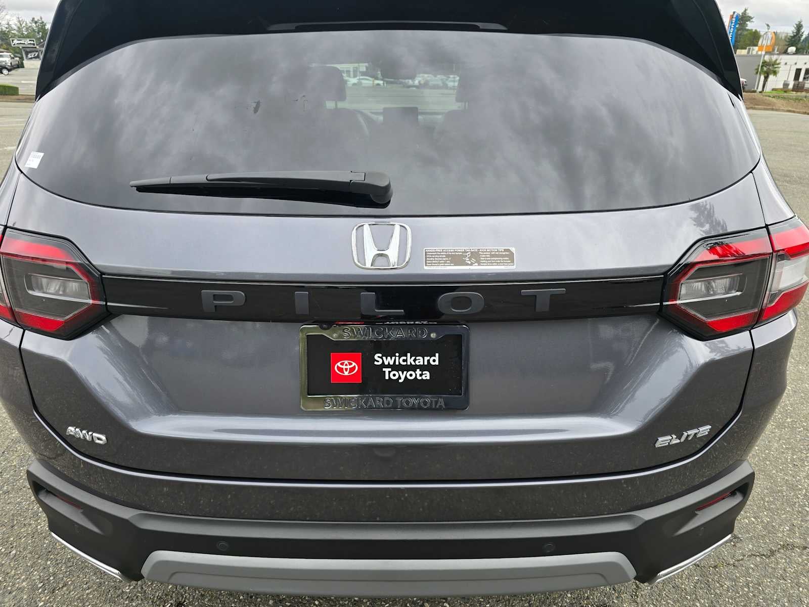 2025 Honda Pilot Elite