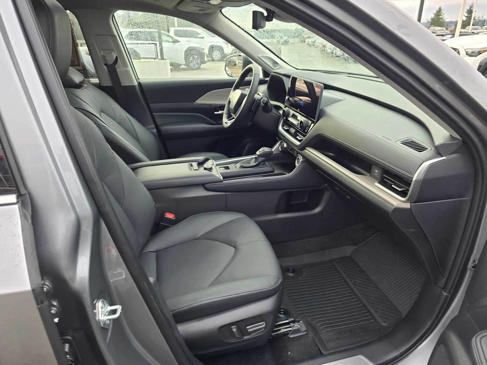 2025 Toyota Grand Highlander Platinum